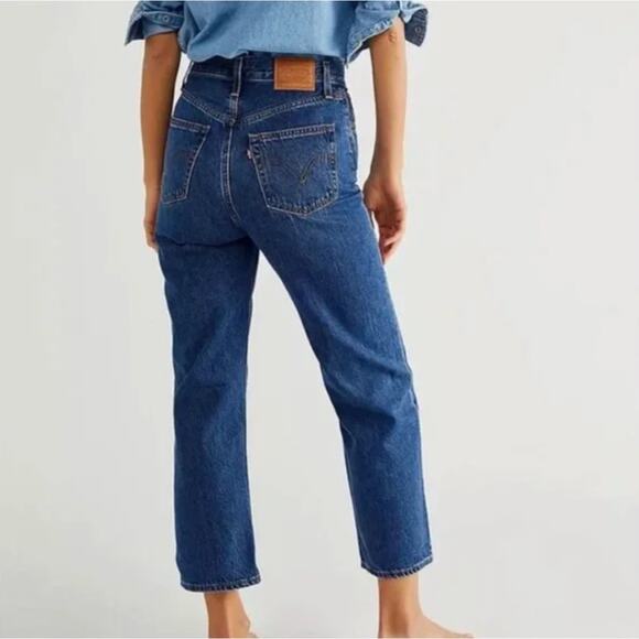 Levi’s Premium Ribcage Straight Ankle Jeans Medium Blue Women’s Size 24 - Picture 2 of 16